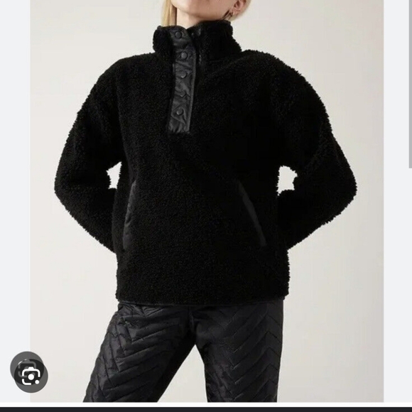 Athleta Tops - Athleta Cozy Sherpa Snap Sweatshirt in Black NWOT
